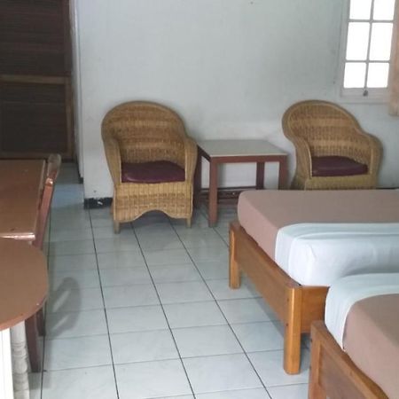 Intan Hotel بورواكارتا المظهر الخارجي الصورة